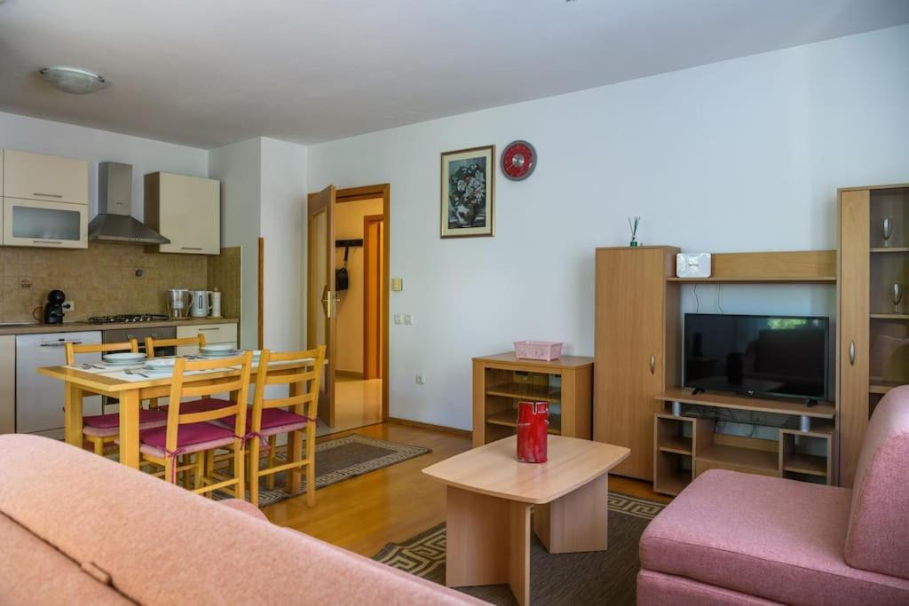 Apartment Sunce 普拉 外观 照片